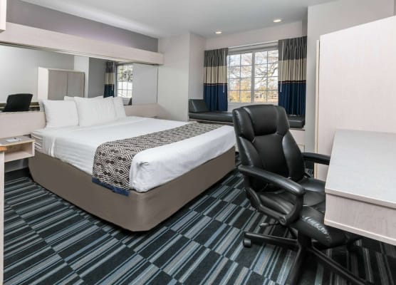Microtel Inn and Suites Lafayette 1