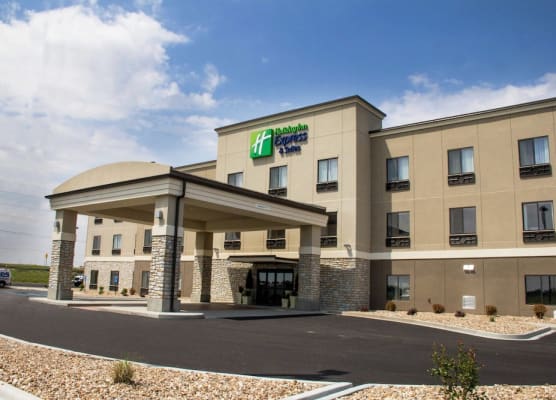 Holiday Inn Express & Suites SIKESTON by IHG 1