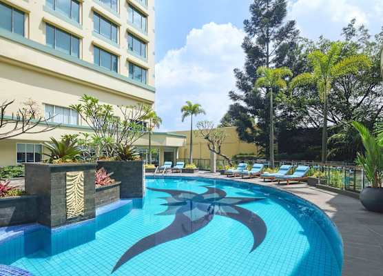 Courtyard by Marriott Bandung Dago 1
