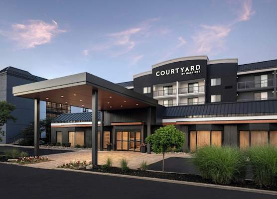 Courtyard Cleveland Beachwood 1