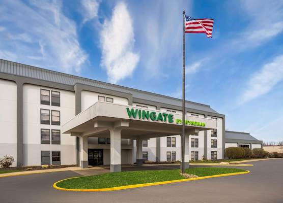 Wingate by Wyndham Cranberry 1