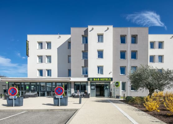 B&B HOTEL Lyon Aéroport Saint-Quentin-Fallavier 1