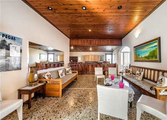 Harmony Hotel & Studio 1