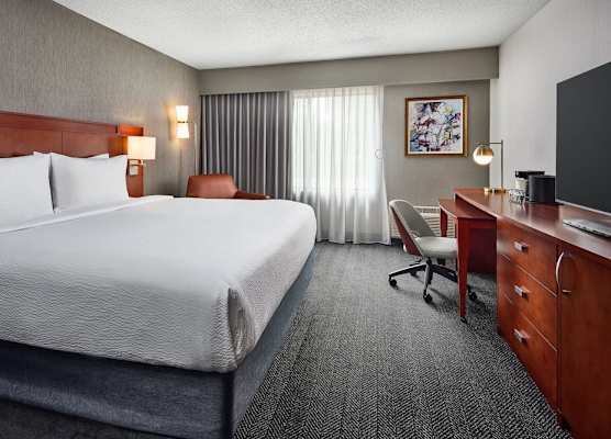Courtyard by Marriott Fort Collins 1