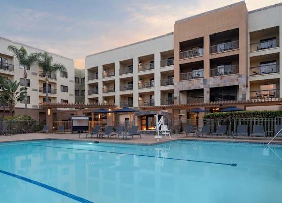 Courtyard by Marriott San Diego Central 1