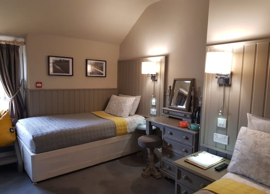 Bull Hotel 1