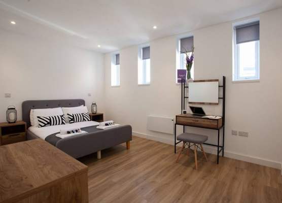 Modern, Stylish 1BR Apartment Nearby AO Arena 1