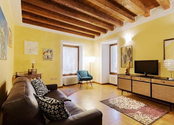 GuestHost - Città Antica Charming Flat 1