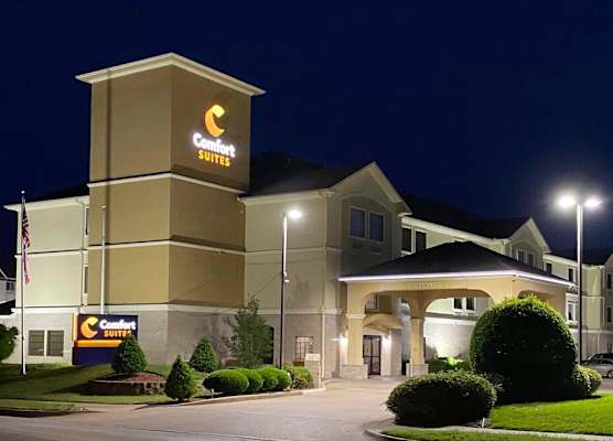 Comfort Suites Tyler South 1