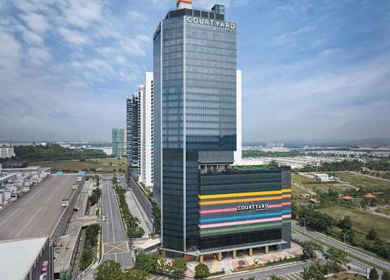 Courtyard by Marriott Setia Alam 1