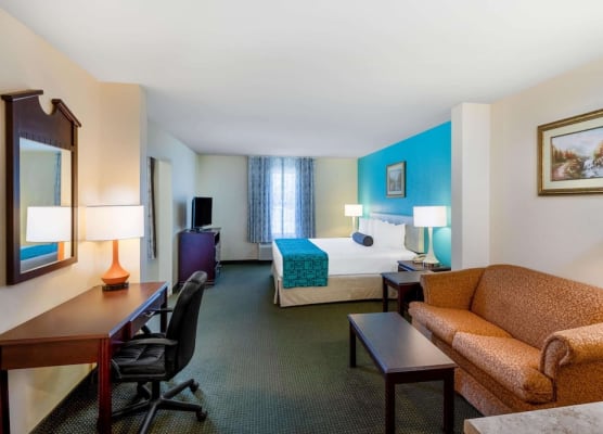 Howard Johnson by Wyndham Houma 1