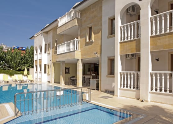Dinara Apart Hotel 1