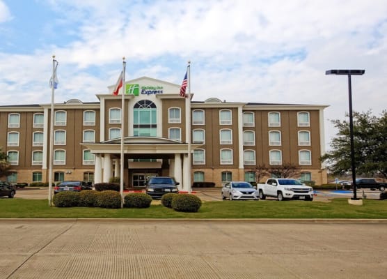 Holiday Inn Express & Suites CORSICANA I-45 by IHG 1