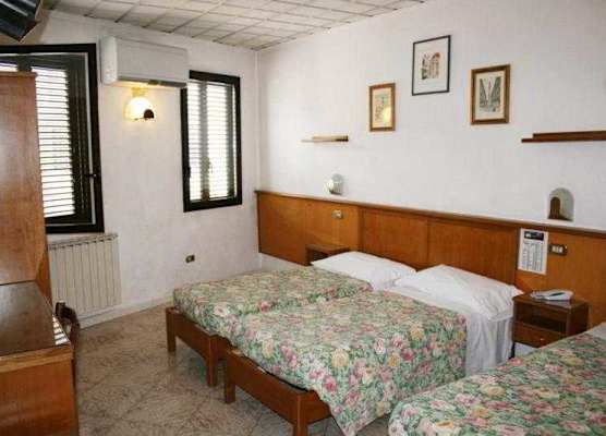 Hotel Lorena 1