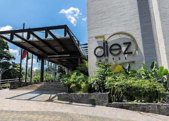 Diez Hotel Categoría Colombia 1