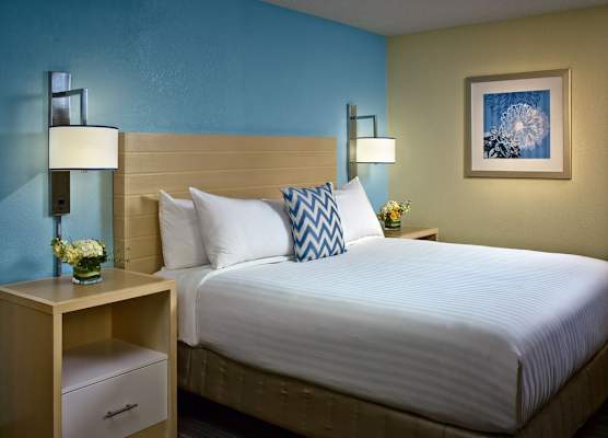 Sonesta Simply Suites Memphis East Poplar Pike ​ 1