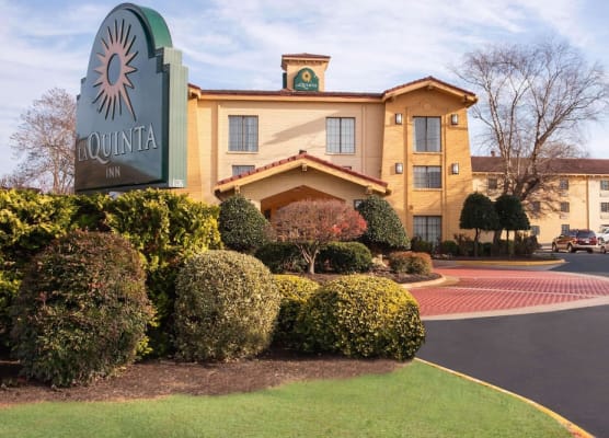 La Quinta Inn by Wyndham Norfolk Virginia Beach 1