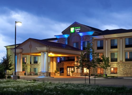 Holiday Inn Express & Suites LONGMONT - BOULDER AREA by IHG 1