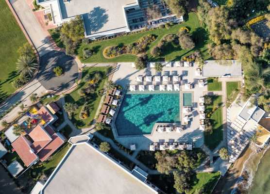 Merit Royal Gardens Hotel & Casino 1