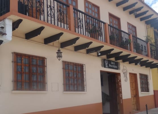 Hotel Don Quijote 1