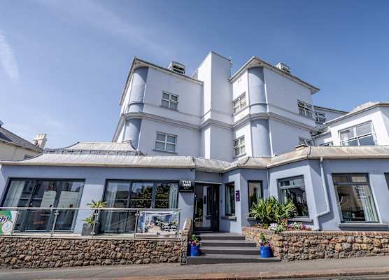 The Inn Jersey 1