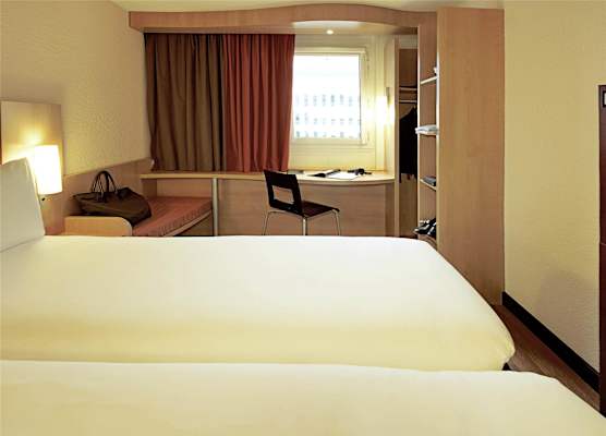 Ibis Gloucester 1