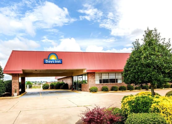 Days Inn by Wyndham Batesville 1