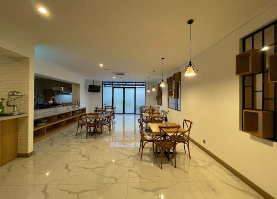 Ra Inn Kemang 1