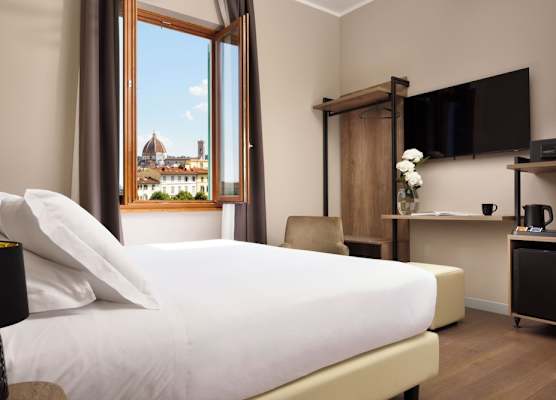 Essence Hotel 1