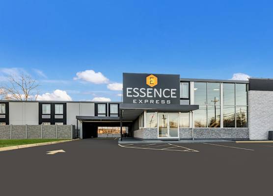 Essence Express Wayne 1