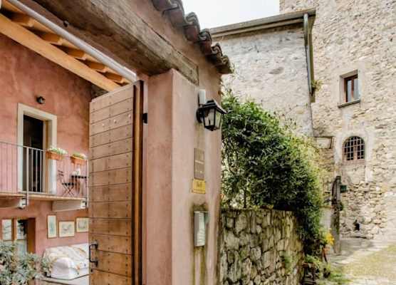 Alla Torre del Barbarossa B&B FORESTERIA 1