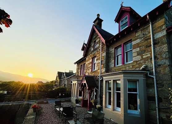 Carra Beag Guest House 1