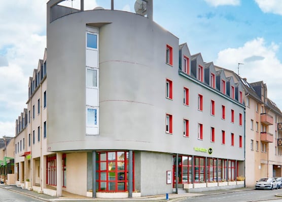 B&B HOTEL Montluçon Centre 1