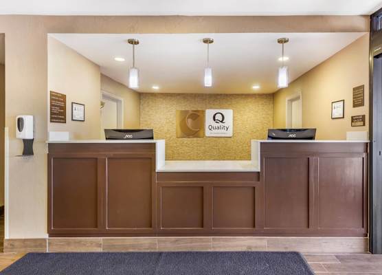 Quality Inn & Suites Spring Lake - Fayetteville near Fort Bragg 1