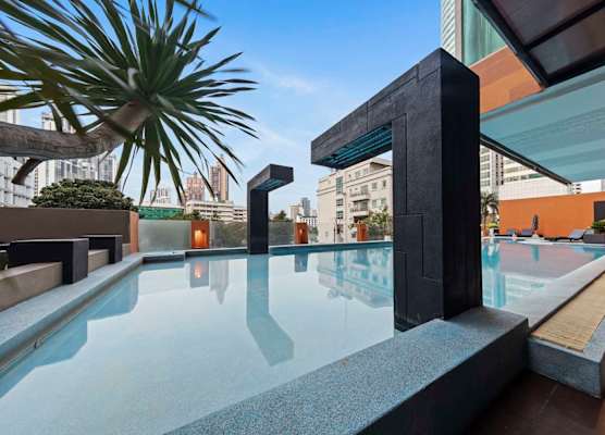 Golden Tulip Mandison Suites 1