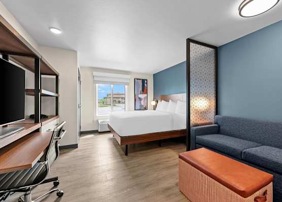 Everhome Suites Brownsville 1