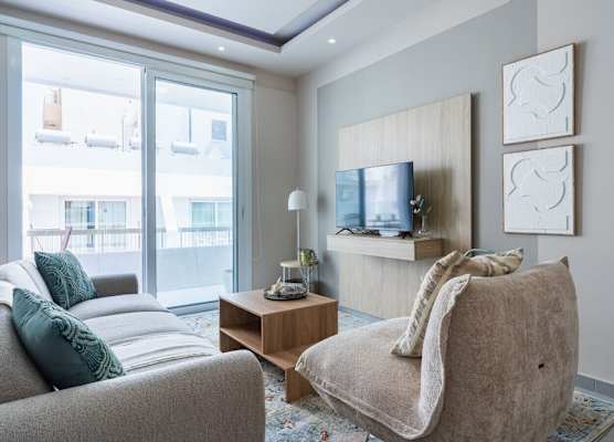 Beach Daze 1-BR Apt By Finikoudes Beach 1