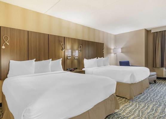 Best Western Plus New Englander 1