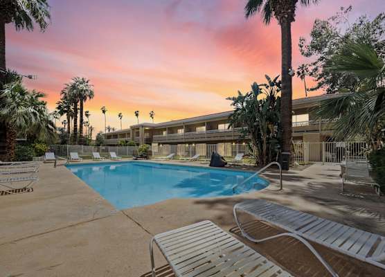 Sol Springs Inn 1
