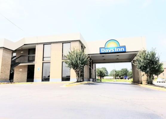 Days Inn by Wyndham Easley West Of Greenville/Clemson Area 1