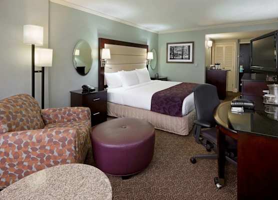 Hotel Belvoir Springfield 1