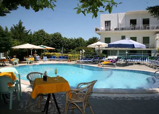 Hotel Carmencita 1