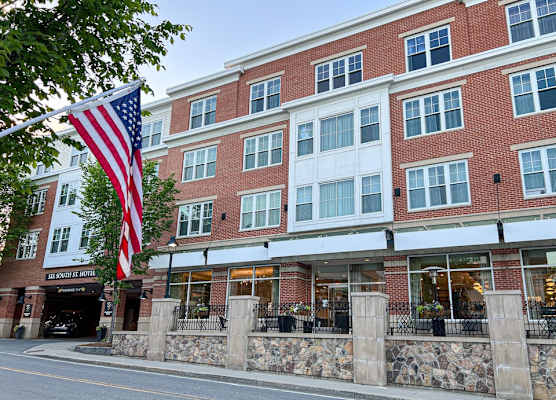 Six South St. Hotel 1
