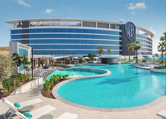 The WB Abu Dhabi, Curio Collection By Hilton 1