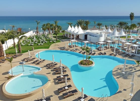 Sunrise Pearl Hotel & Spa 1