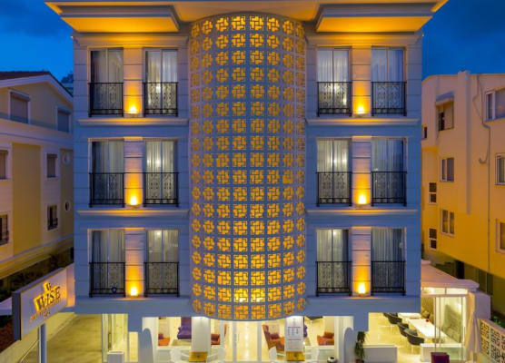 Wise Hotel & Spa - Adults Only 1