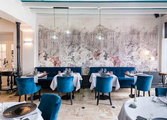 Logis Hotel Restaurant Le Cheval Blanc 1