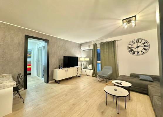 Modern One Bedroom Apartment 1