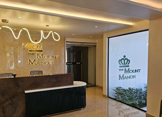 Mount Manor 1