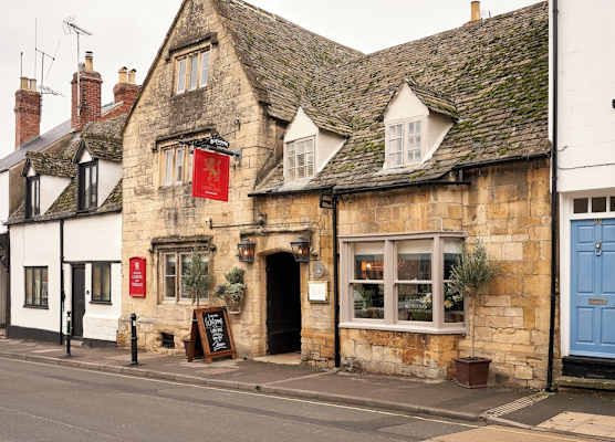 The Lion Inn 1